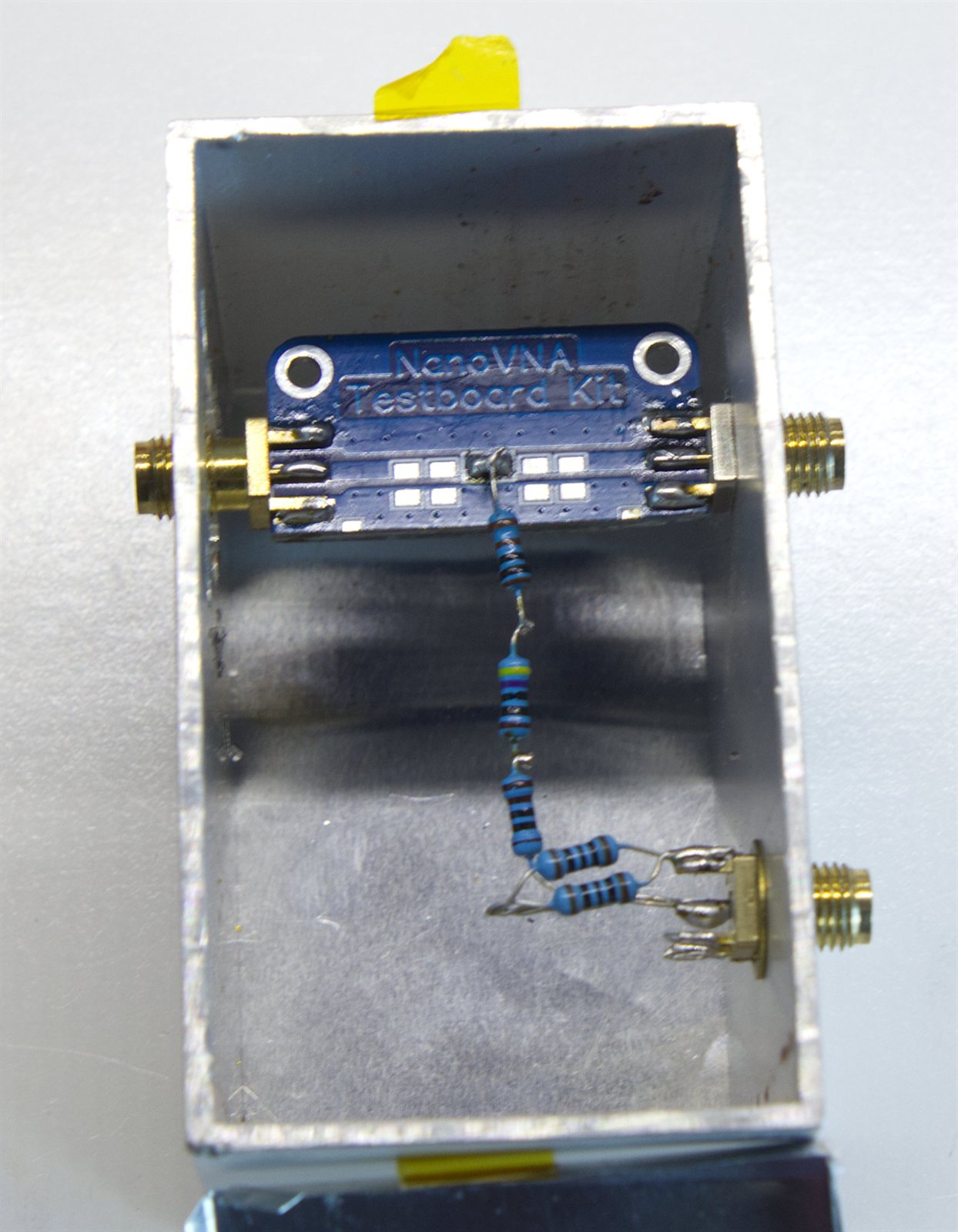 Interior del RF tap